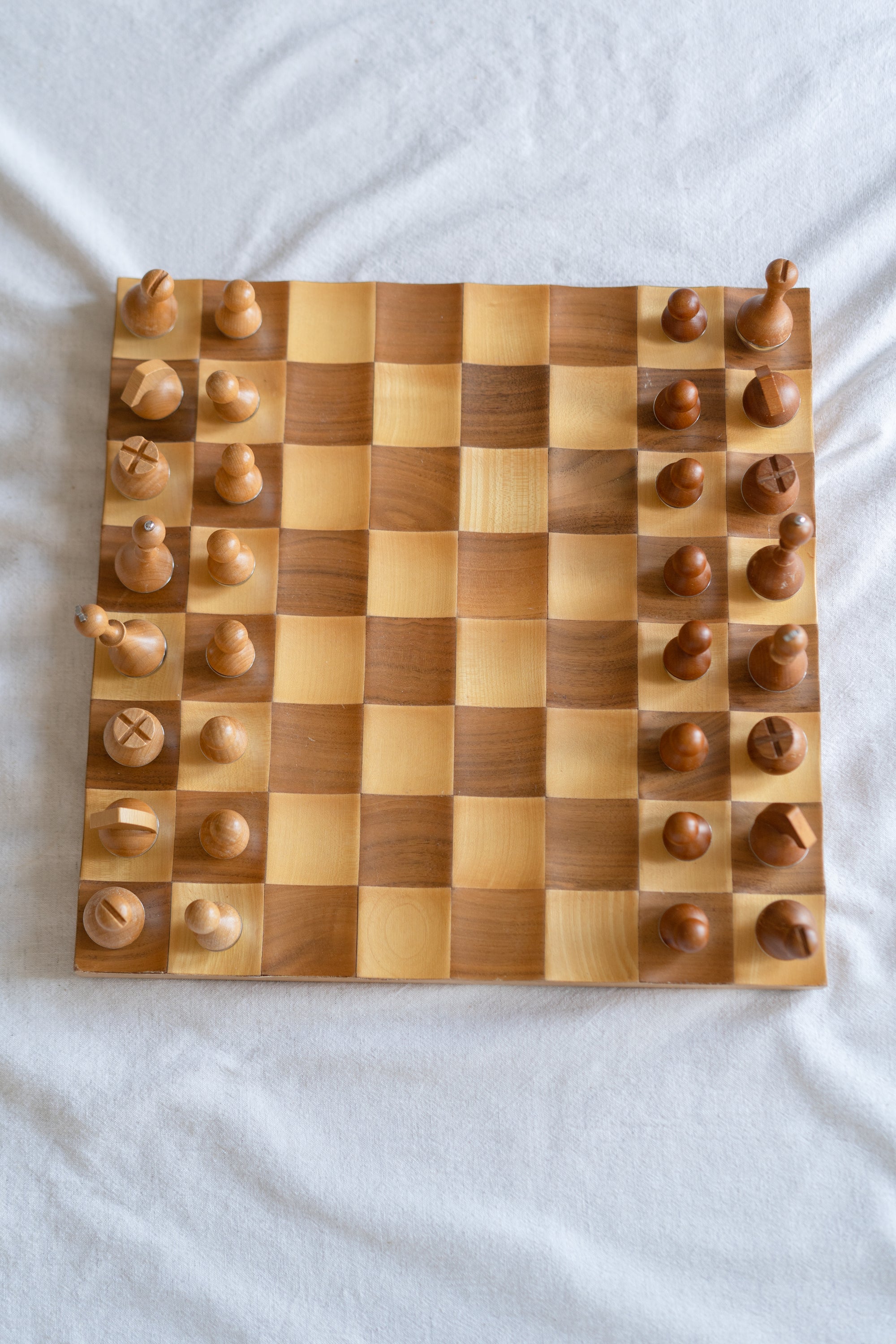 Wobble Chess Set