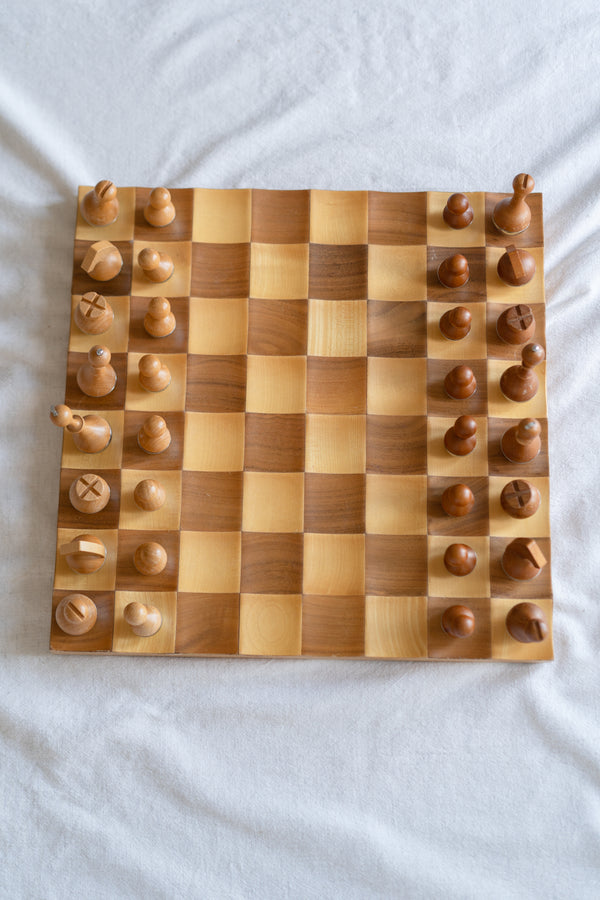 Wobble Chess Set