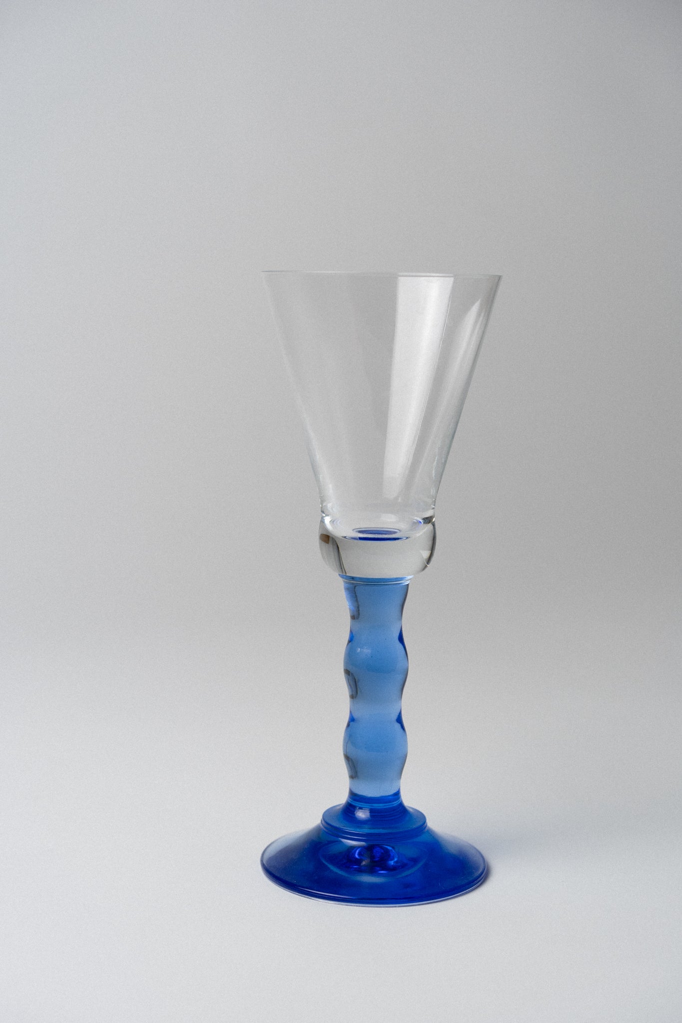 Blue Bubble Stemmed Wine Glasses