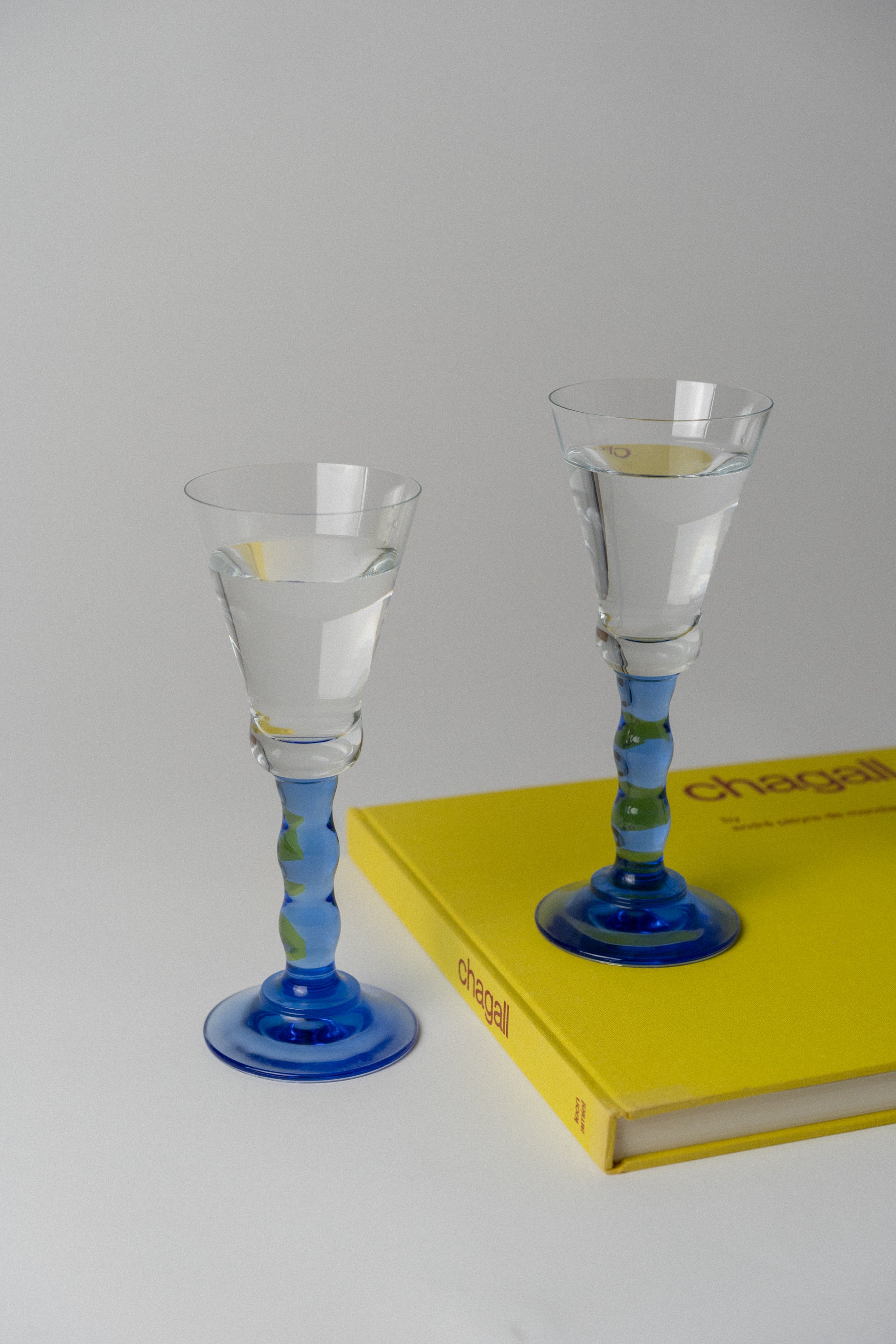 Blue Bubble Stemmed Wine Glasses