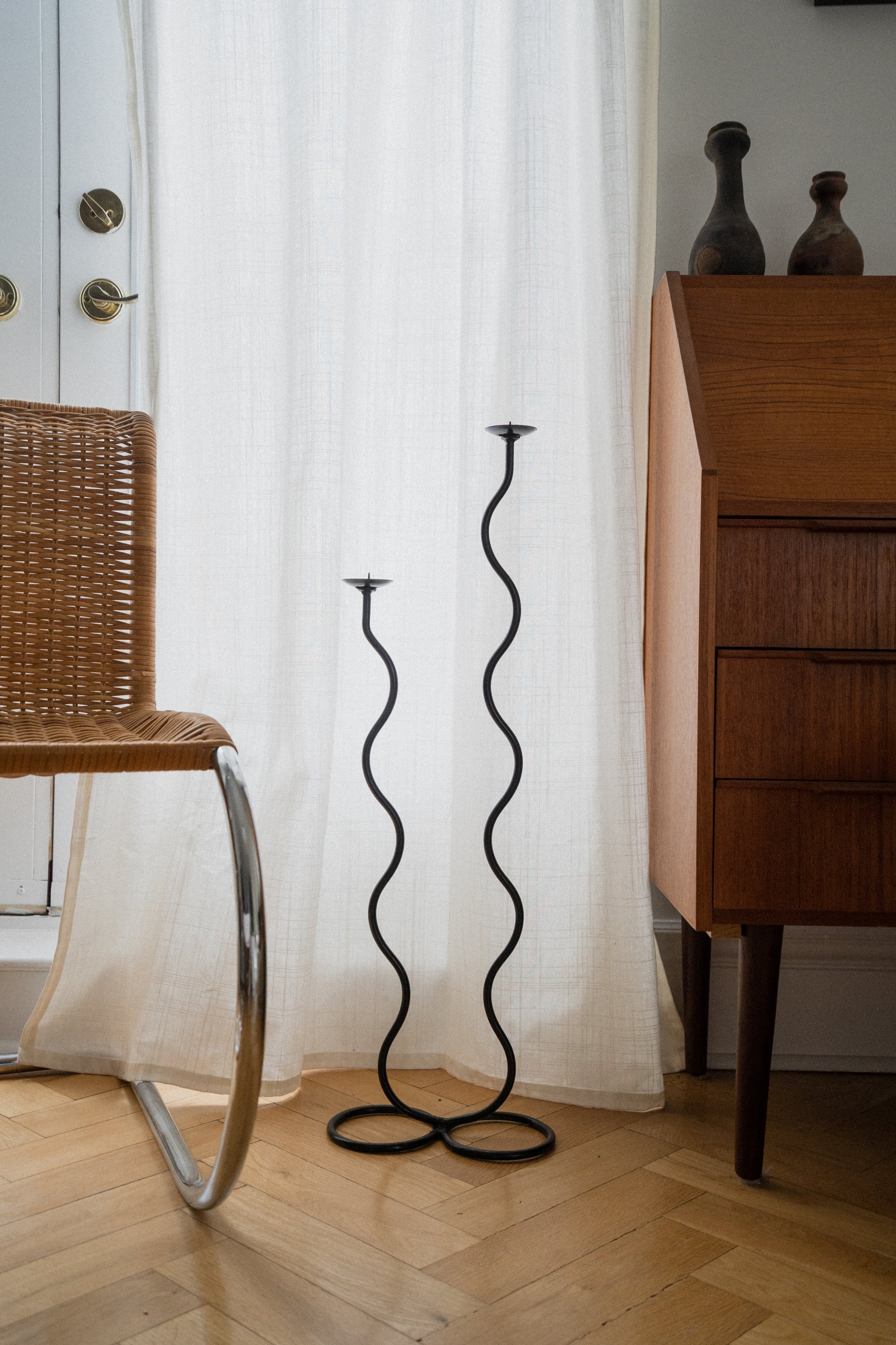 Wavy Floor Candle Stand
