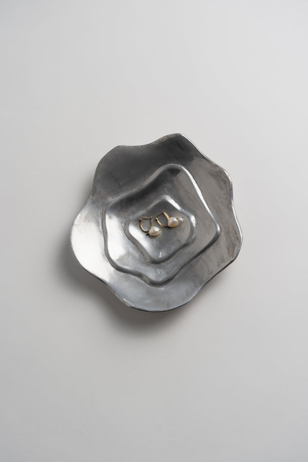 Biomorphic Aluminum Catchall