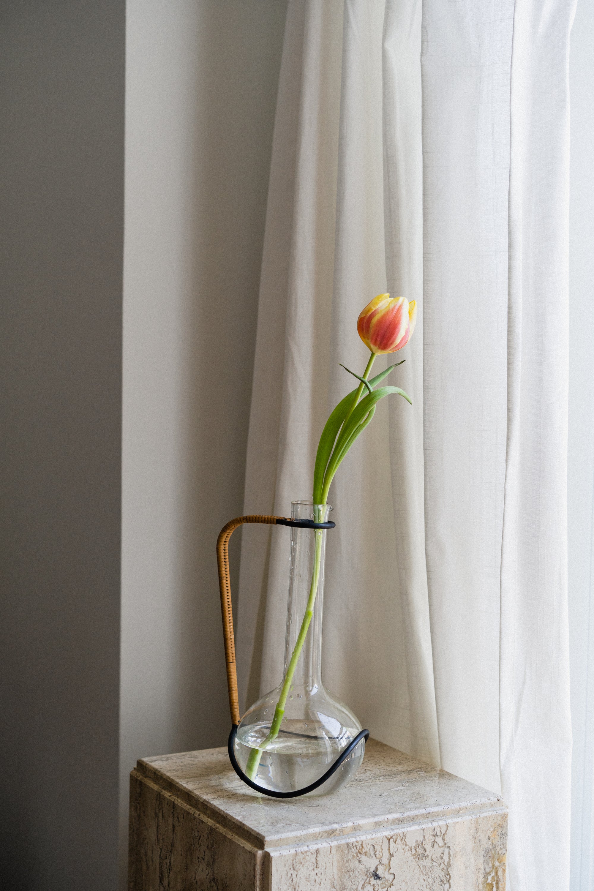 Bulb Stem Vase