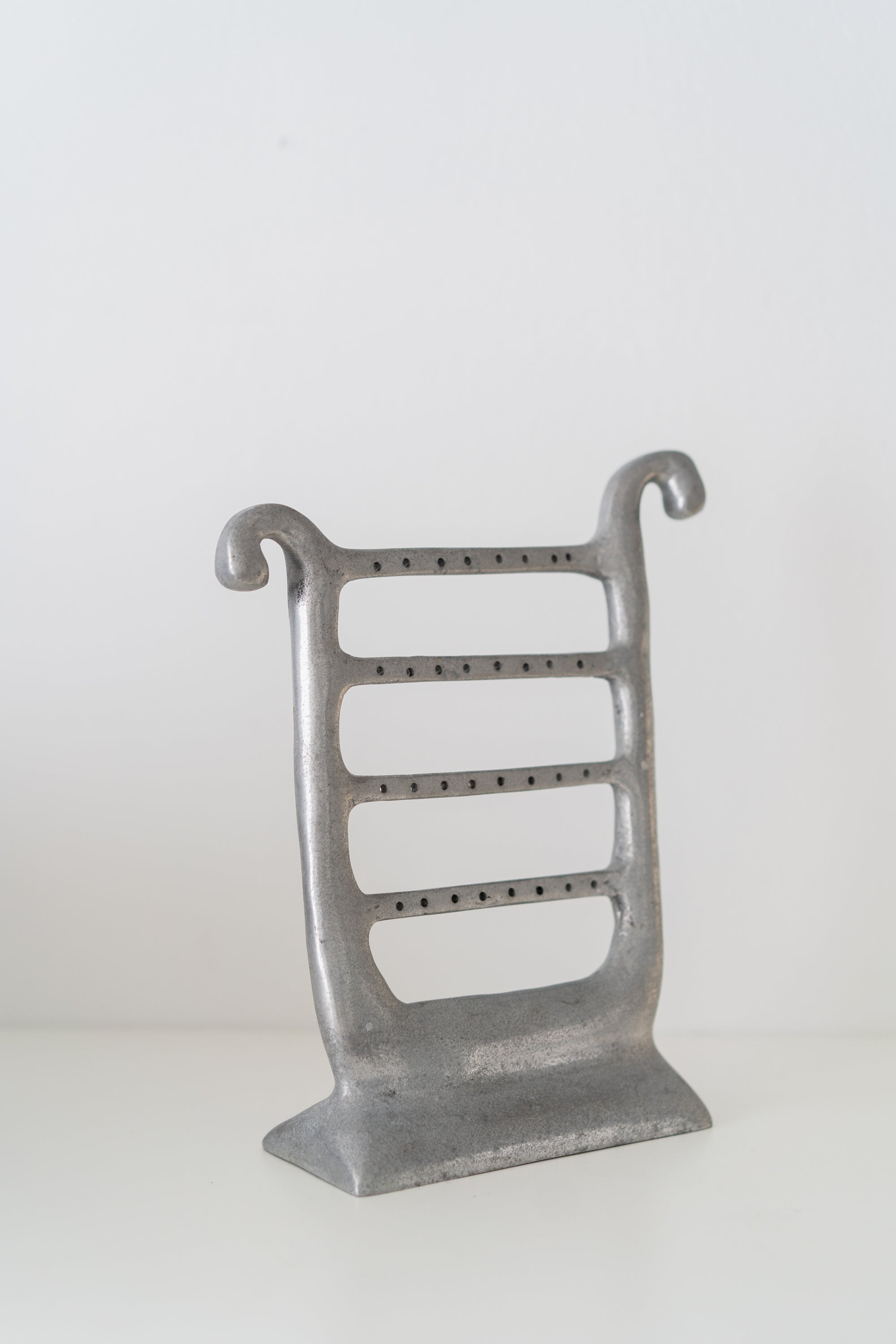 Aluminum Harp Earring Holder