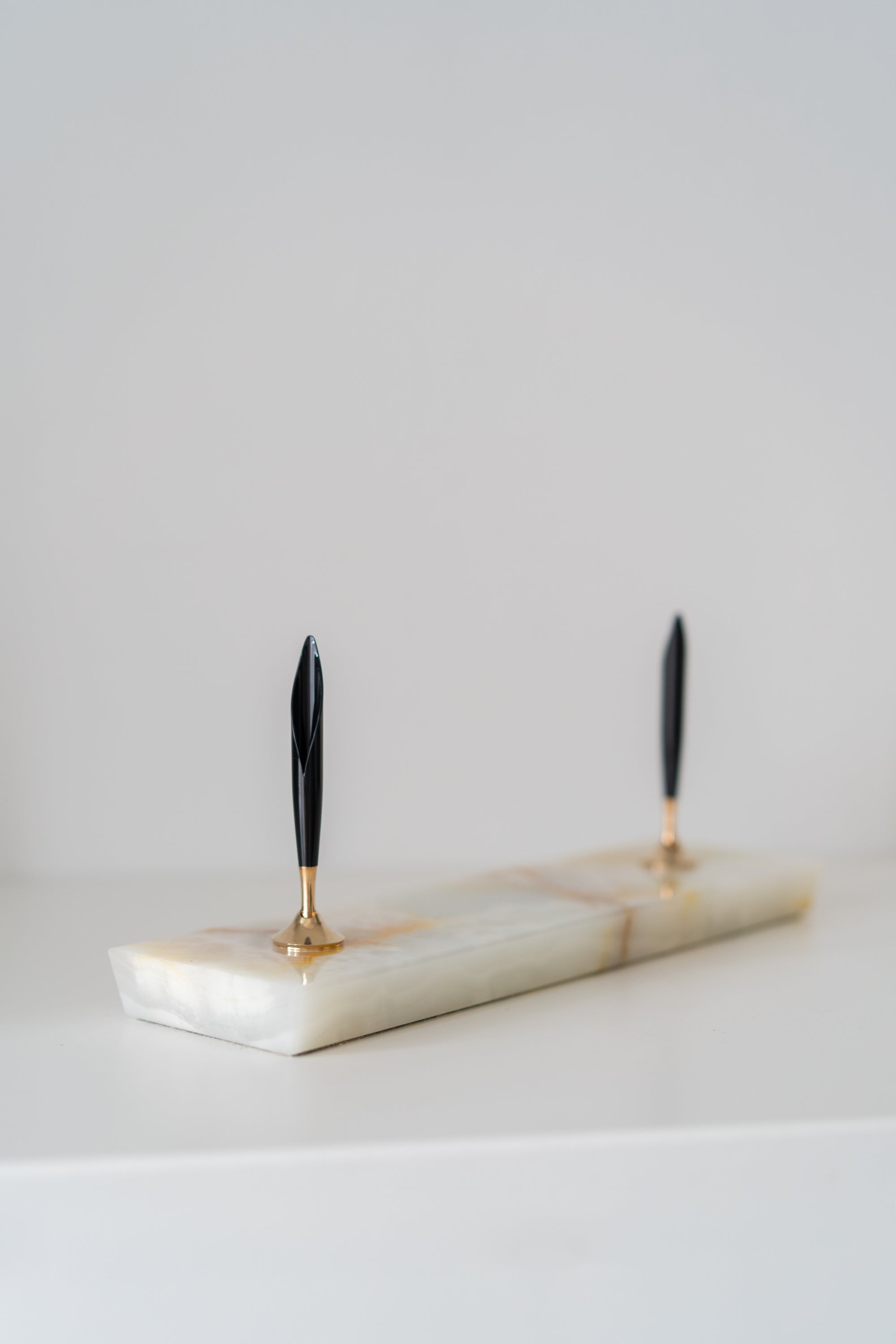 Onyx Pen Holder