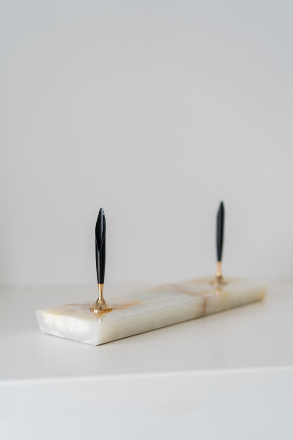 Onyx Pen Holder