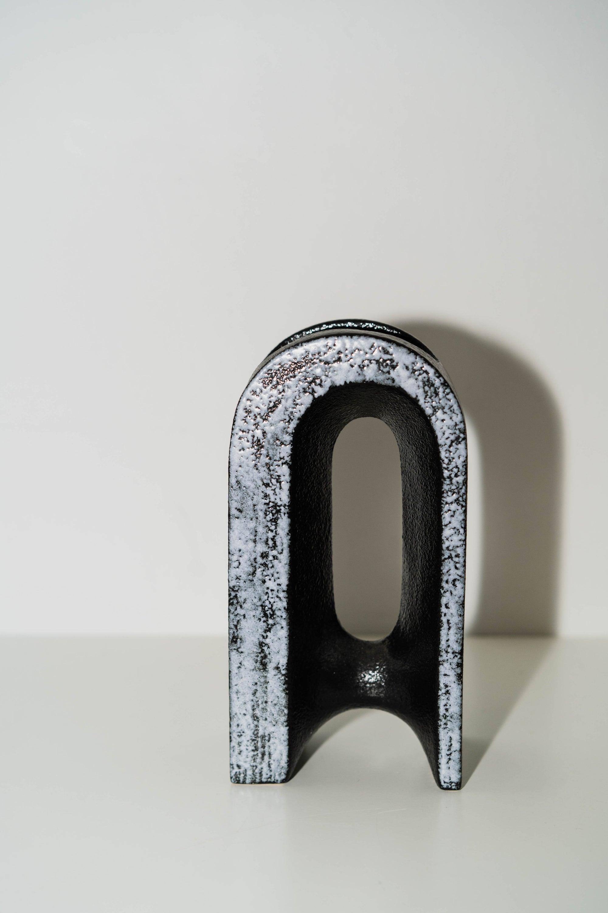 Black Ceramic Ikebana Vase