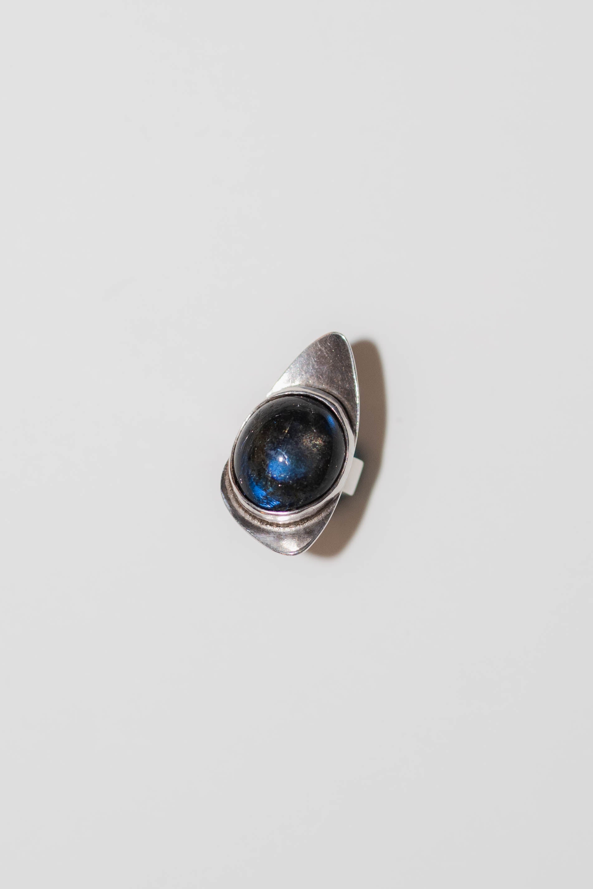 Modernist Labradorite Ring