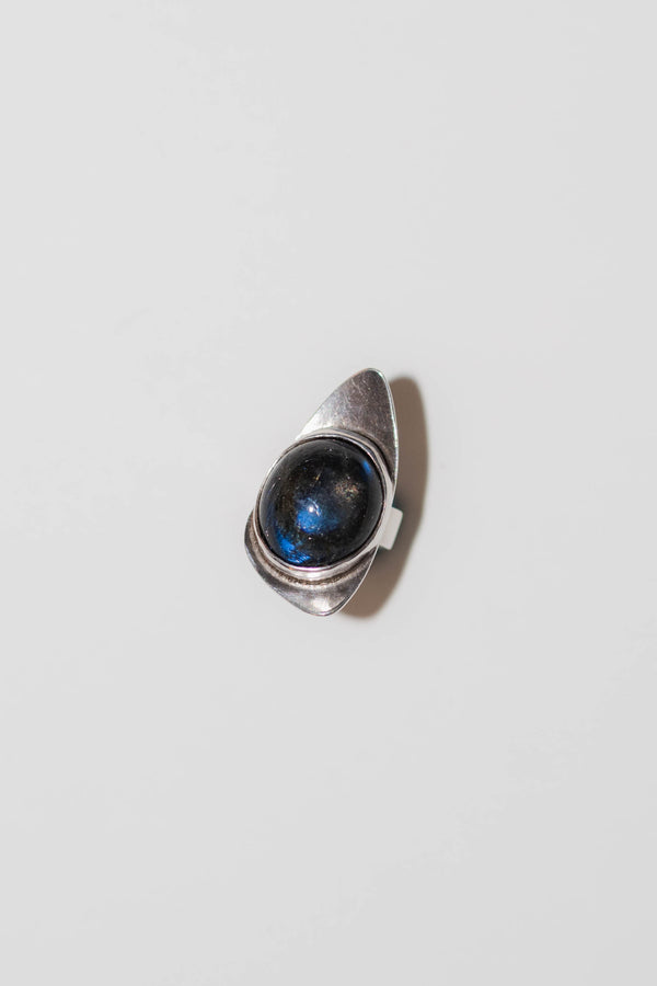 Modernist Labradorite Ring