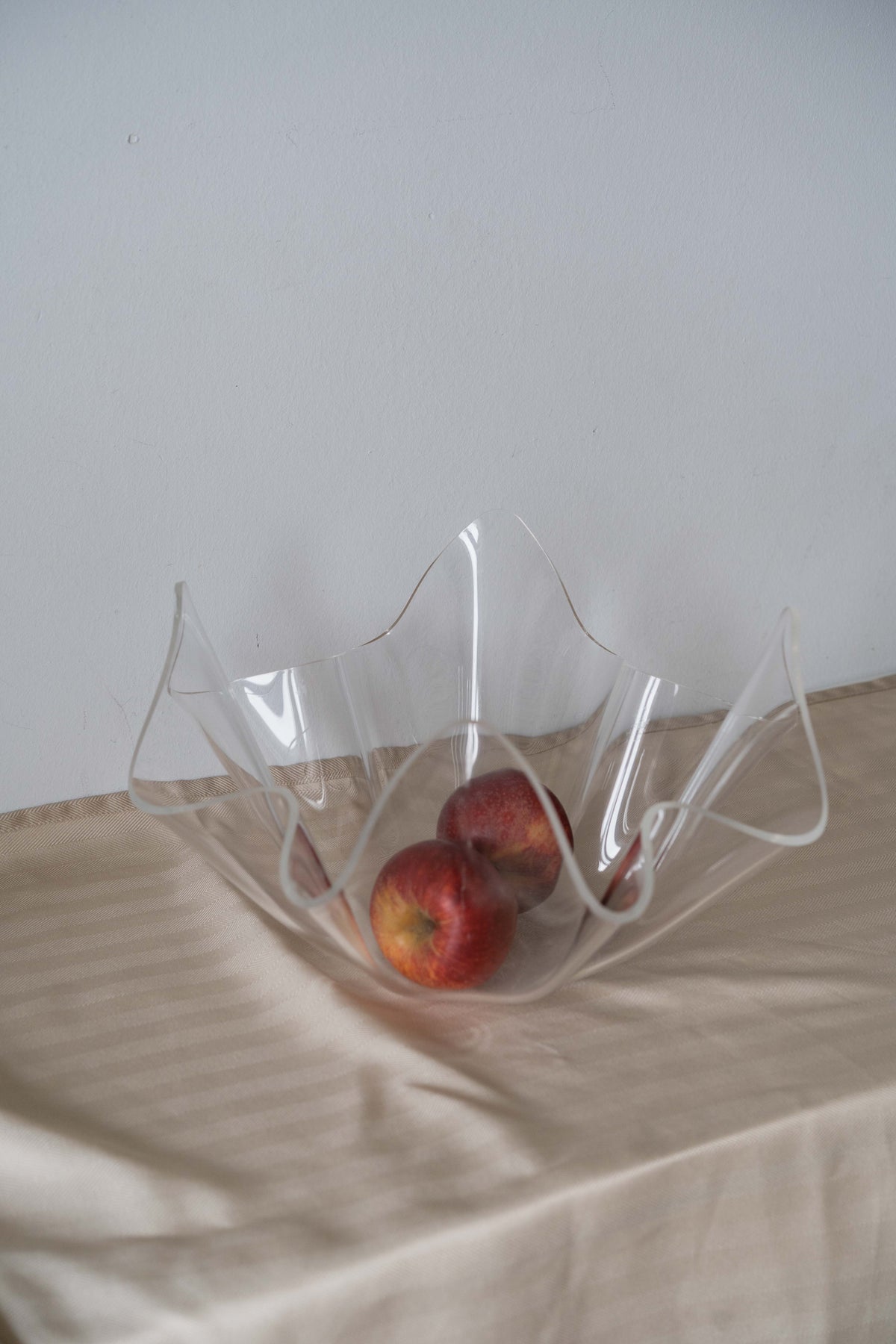 Acrylic Handkerchief Bowl