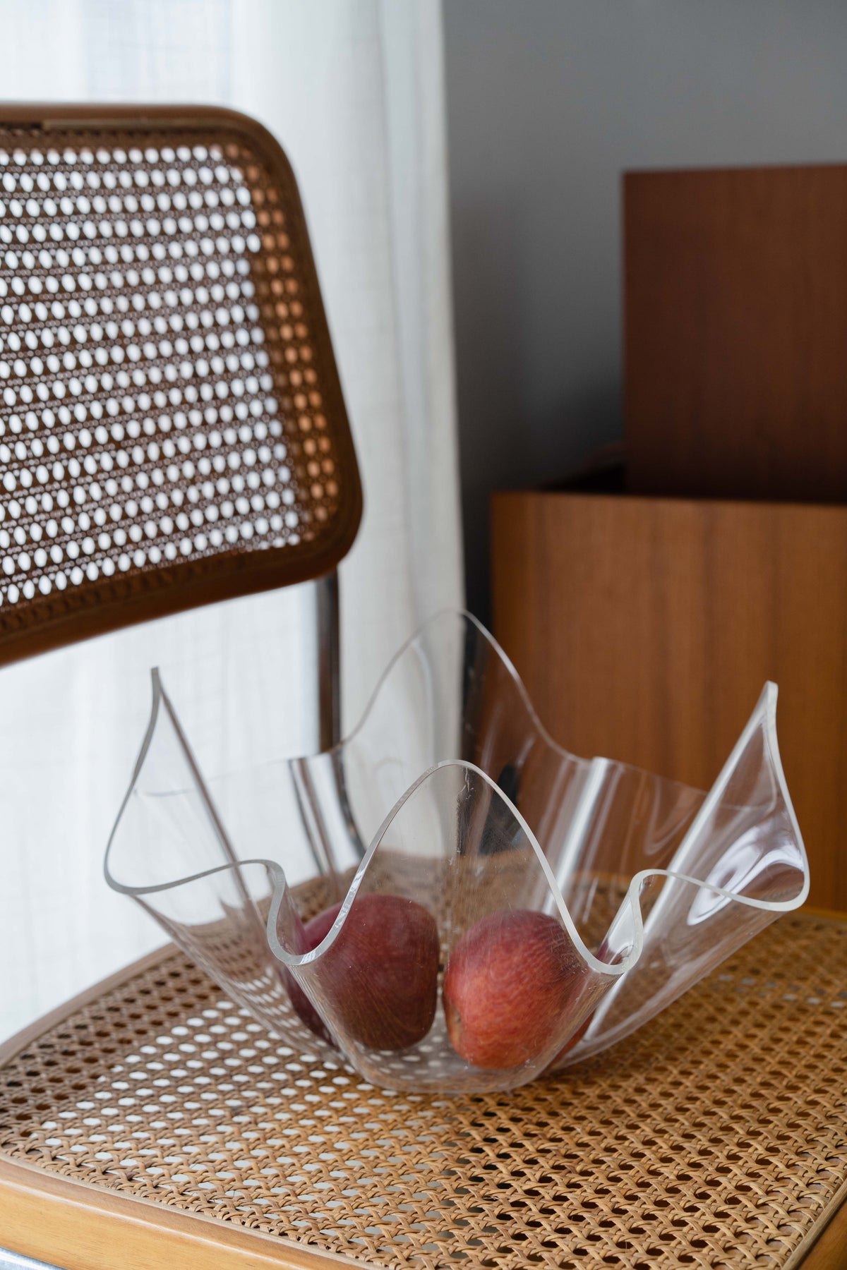 Acrylic Handkerchief Bowl