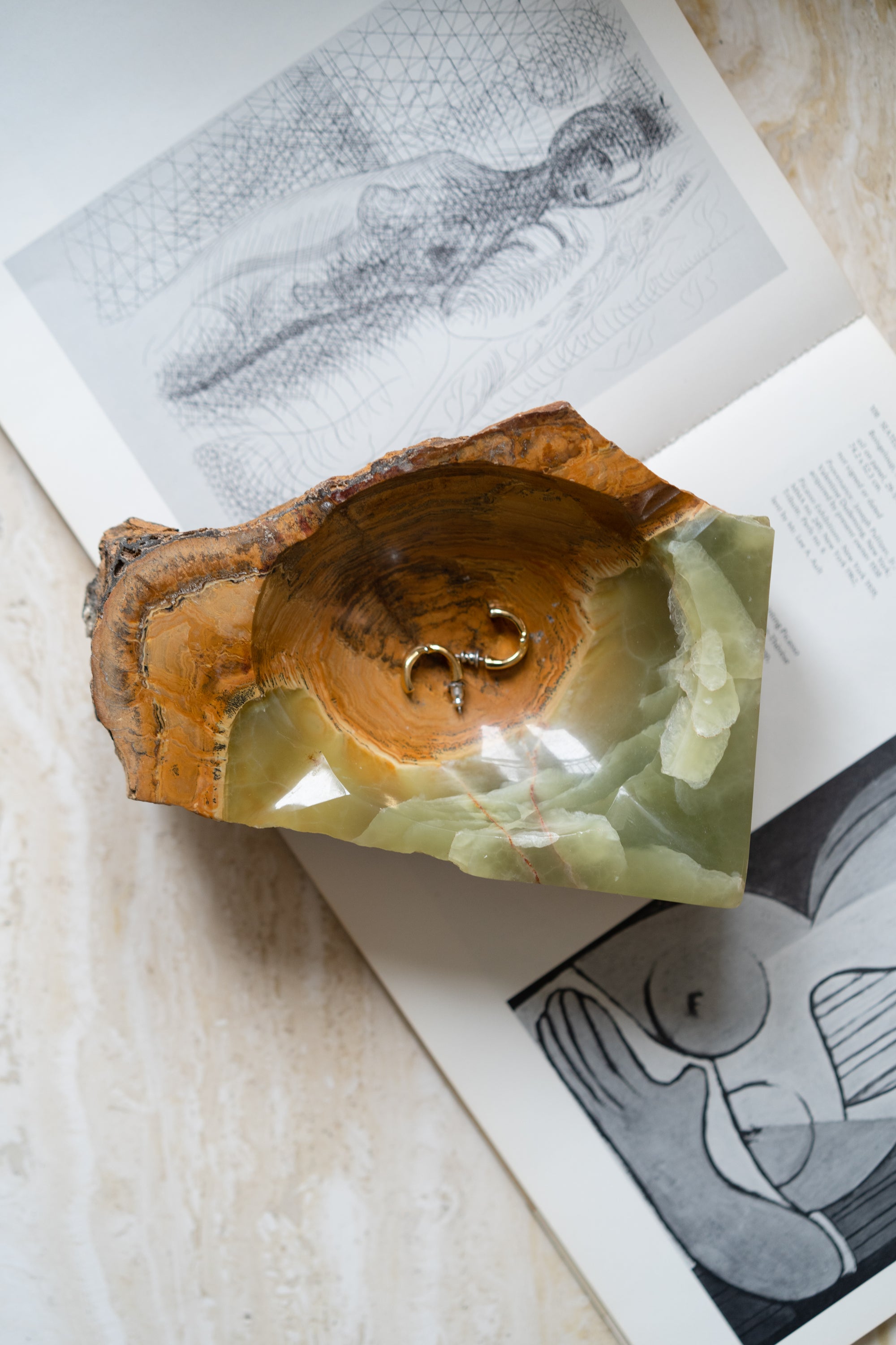 Onyx Ashtray / Bookend