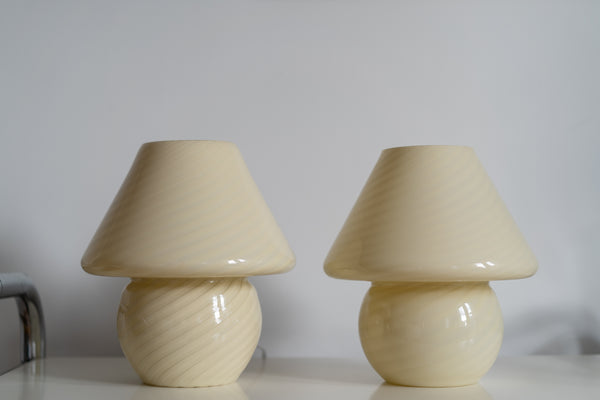 Yellow Swirl Murano Mushroom Lamp