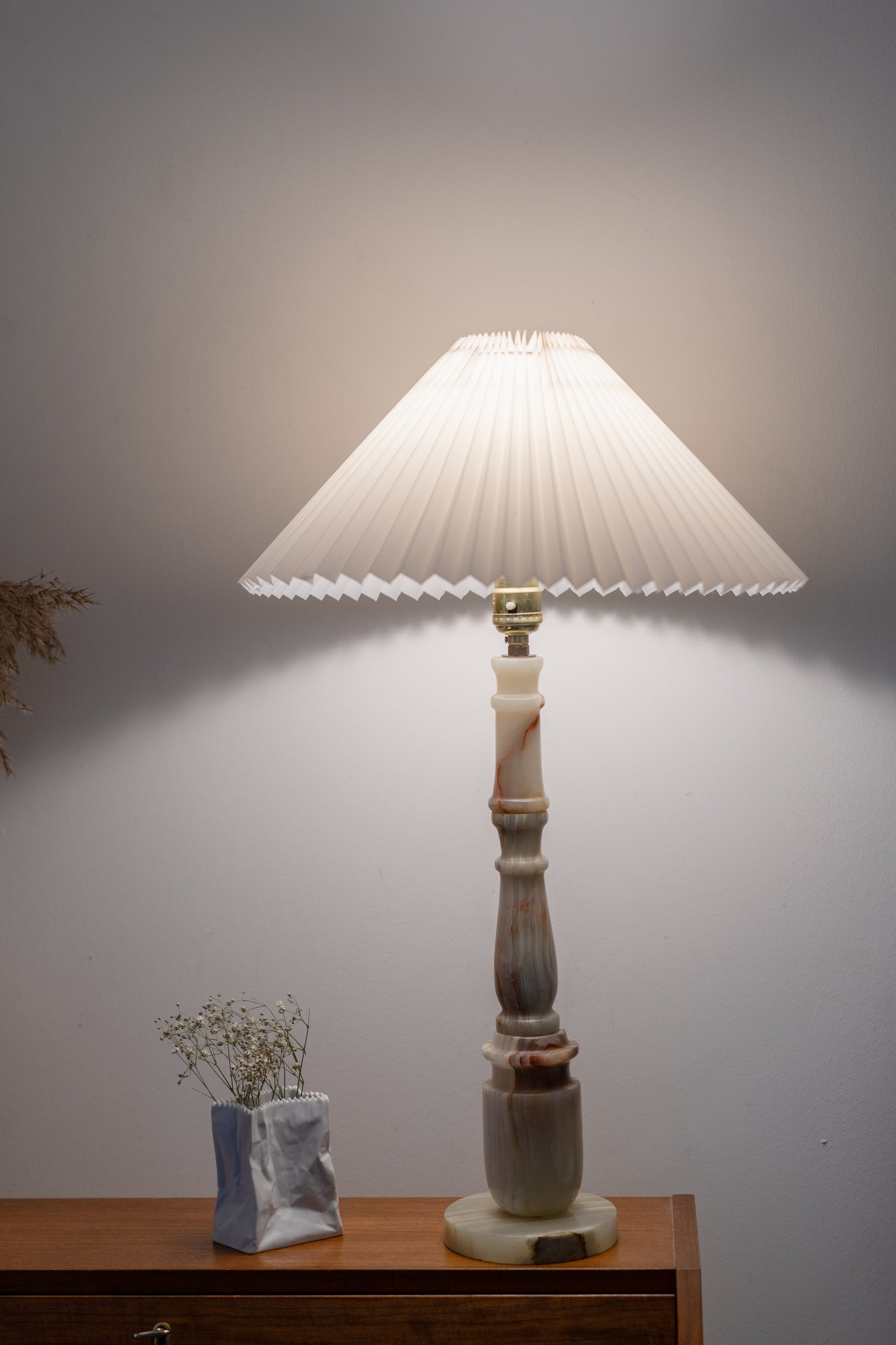 Onyx table lamp